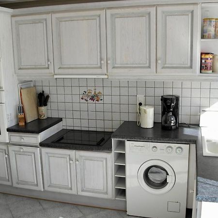 Maison Pour 4 A La Campagne Avec Piscine Commequiers Luaran gambar